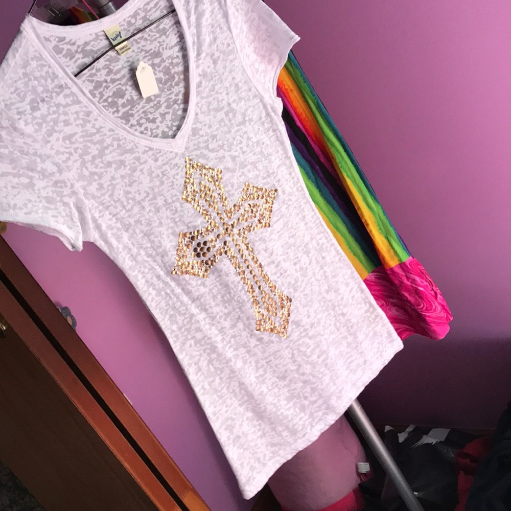 White V-Neck shirt with Cross